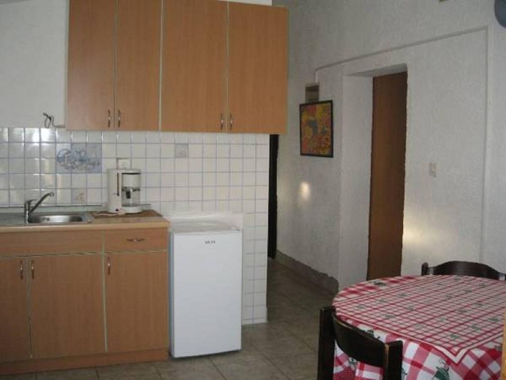 Apartment Busljeta Starigrad Paklenica Exterior photo