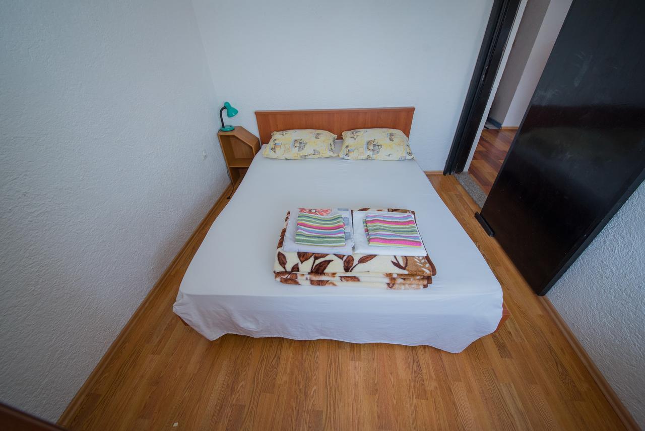 Apartment Busljeta Starigrad Paklenica Exterior photo
