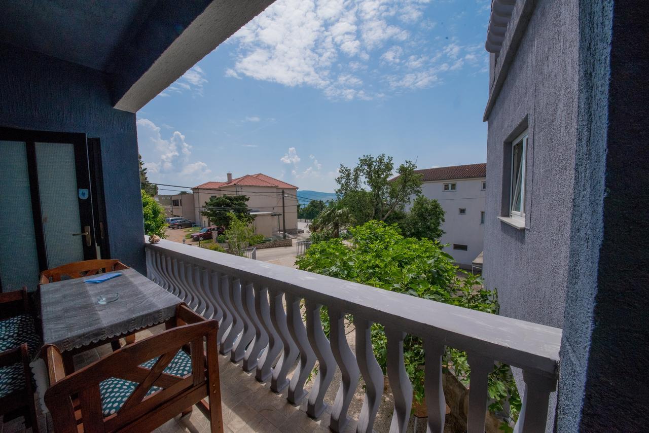 Apartment Busljeta Starigrad Paklenica Exterior photo